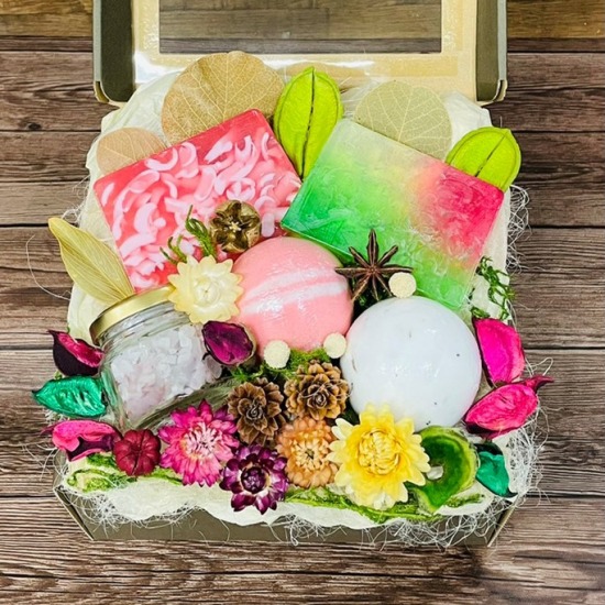 ���λ��֥��᡼��